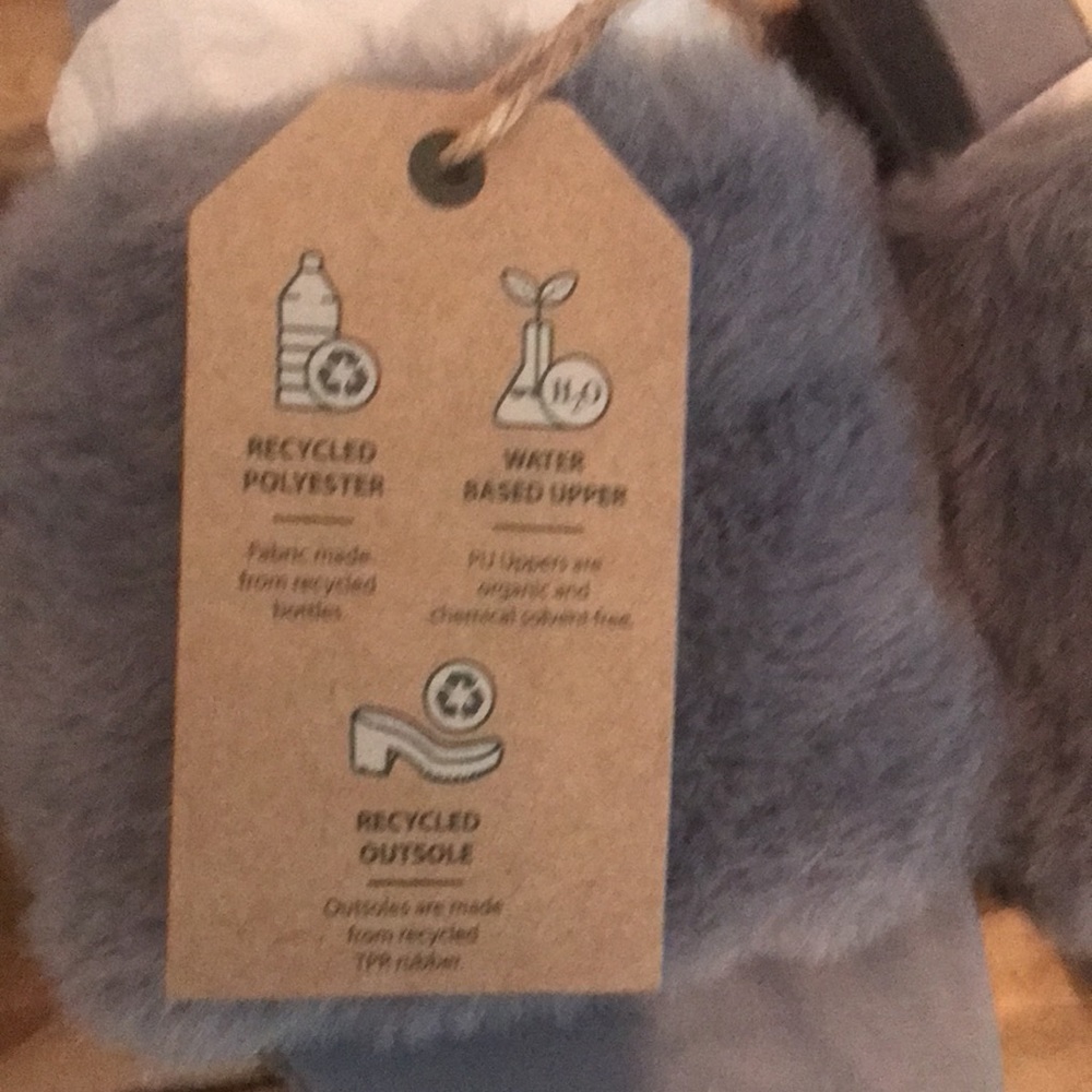Design Lab slippers - Picture 4 of 6